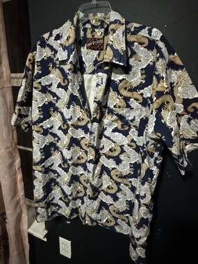 Quality Clothing Vintage Dragon Print Short Sleeve Button-Down Shirt
